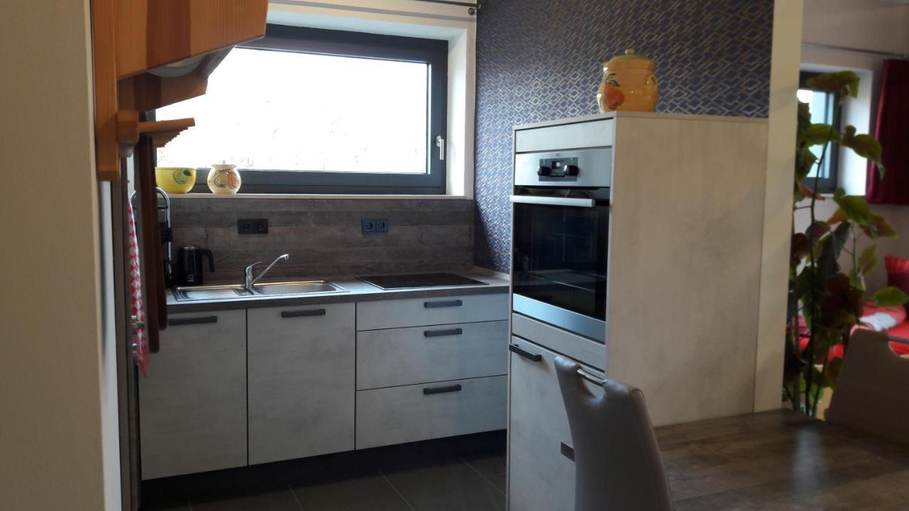 Apartment Am Eck Schmolln  Bagian luar foto