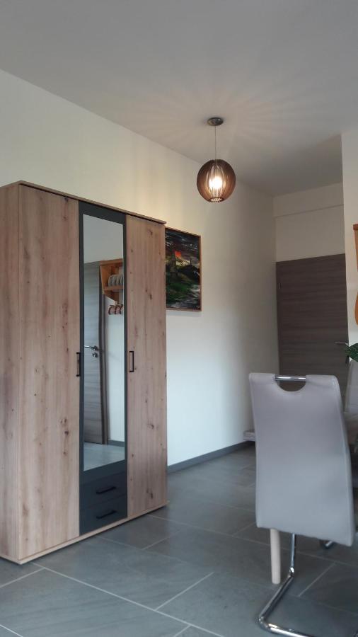 Apartment Am Eck Schmolln  Bagian luar foto