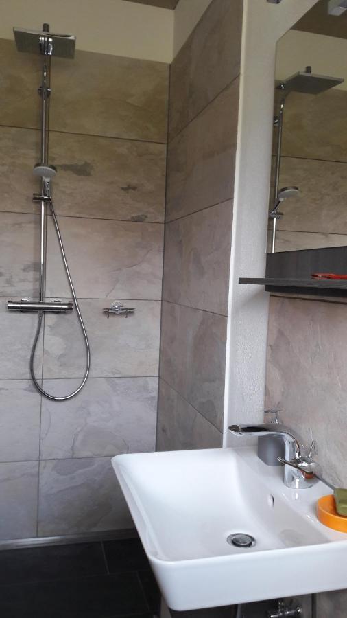 Apartment Am Eck Schmolln  Bagian luar foto
